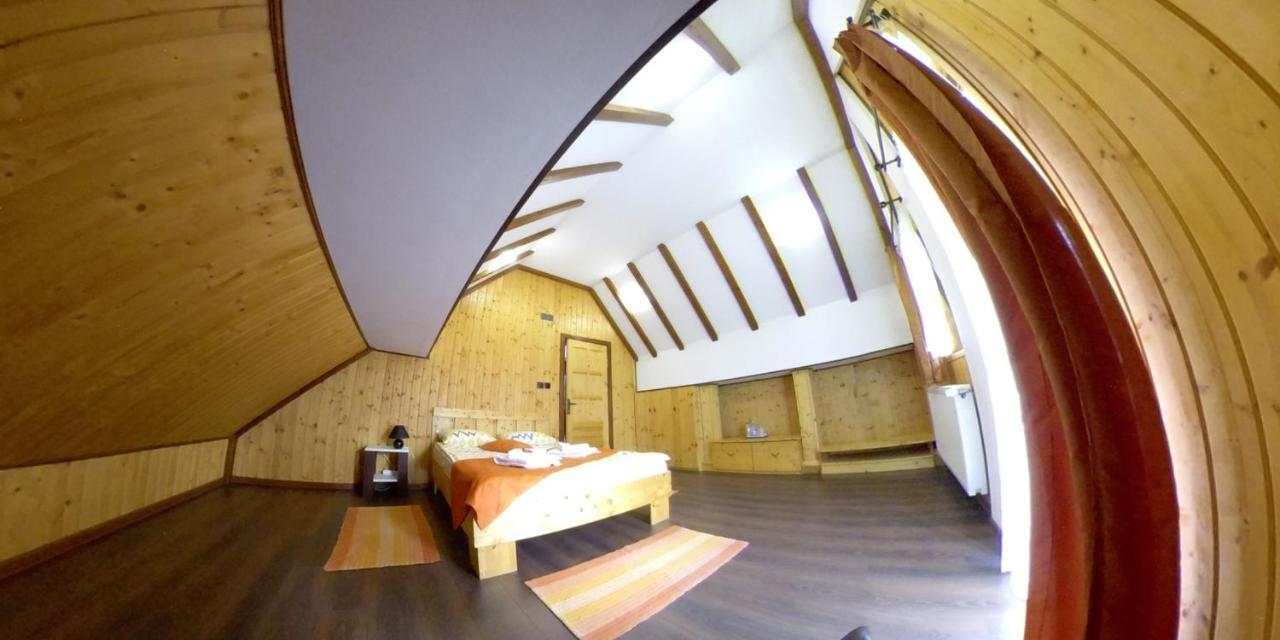 Mansarda Maradu Apartment Sinaia Cameră foto